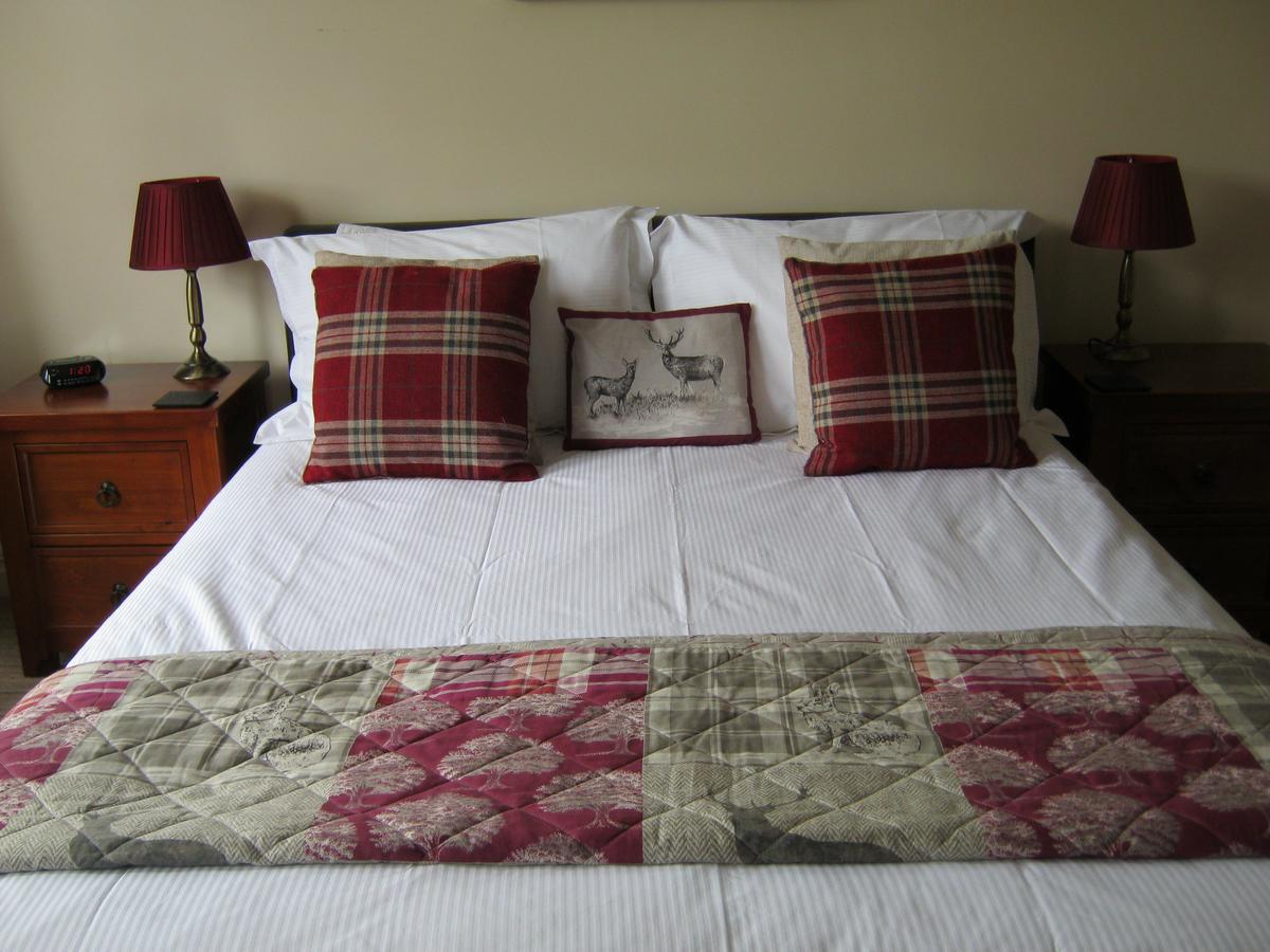 Autumn Leaves Guest House Уитби Екстериор снимка